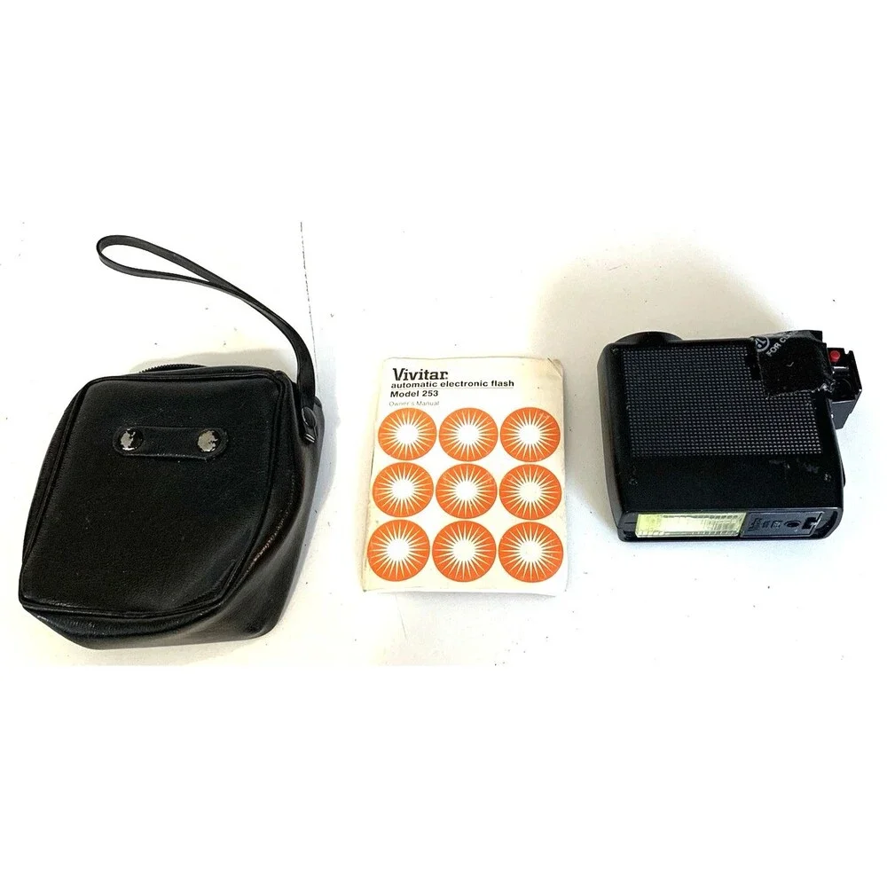 VIVITAR Model 253 Automatic Thyristor Electronic Flash W Manual & Cover (Flaw)